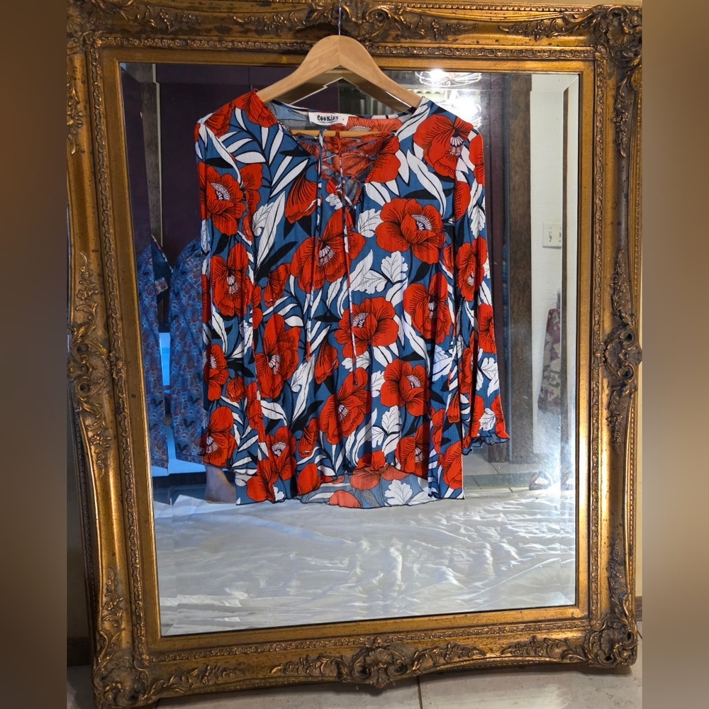 Cookies Hawaiian Poppy Floral Print Blouse, Bell Sleeve, Lace-up Summer Top
